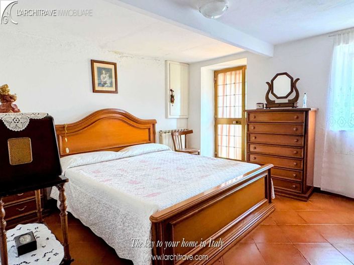 Image No.8-2 Bed Villa for sale