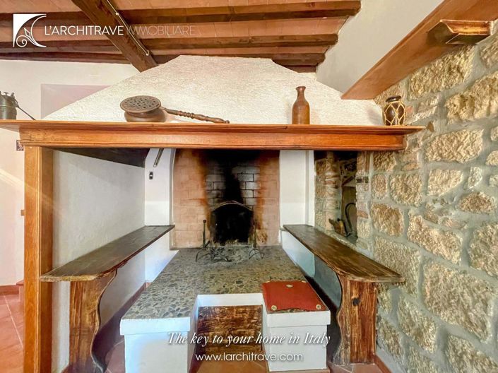 Image No.10-2 Bed House for sale