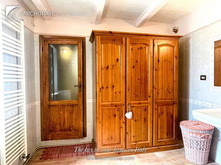 Image No.21-2 Bed House for sale