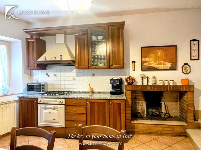 Image No.7-3 Bed House for sale