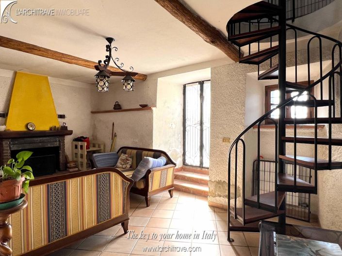 Image No.3-2 Bed House for sale