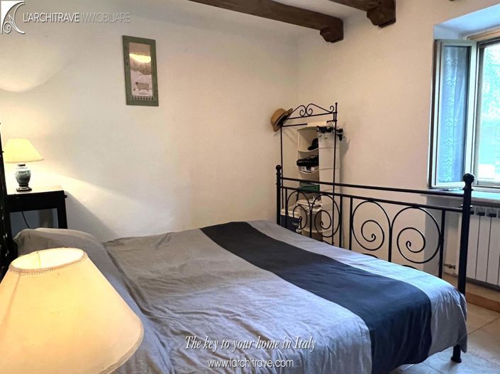 Image No.6-2 Bed House for sale