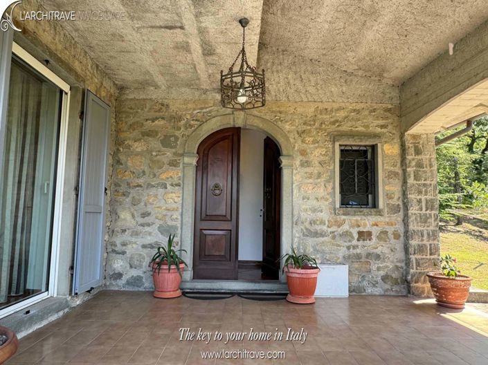 Image No.23-5 Bed Villa for sale