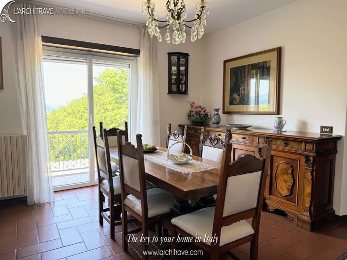 Image No.8-5 Bed Villa for sale