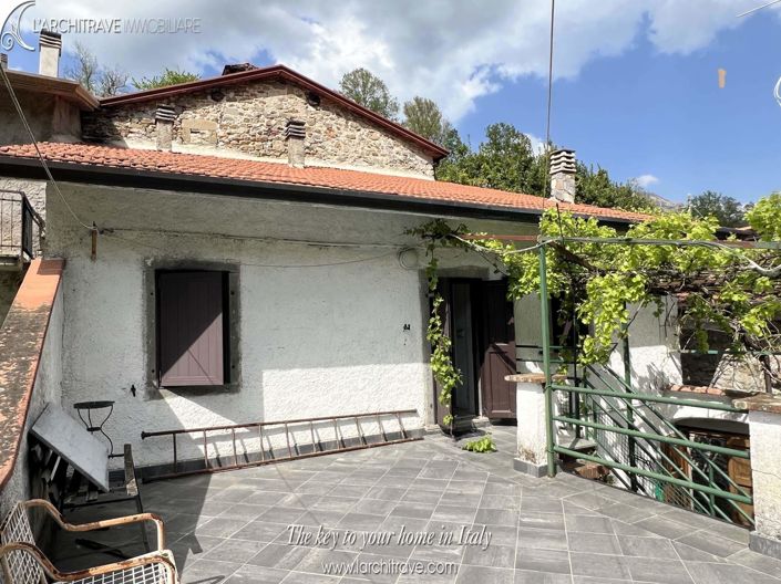 Image No.5-3 Bed House for sale