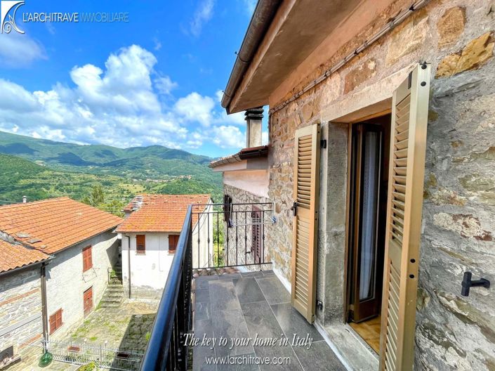 Image No.2-2 Bed House for sale