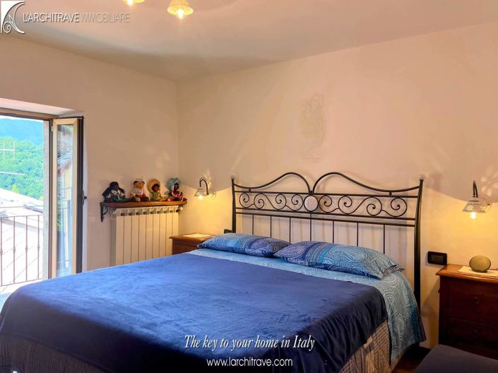 Image No.6-2 Bed House for sale