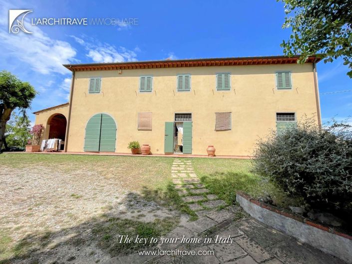 Image No.1-3 Bed House for sale