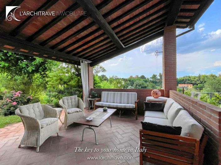 Image No.40-3 Bed House for sale