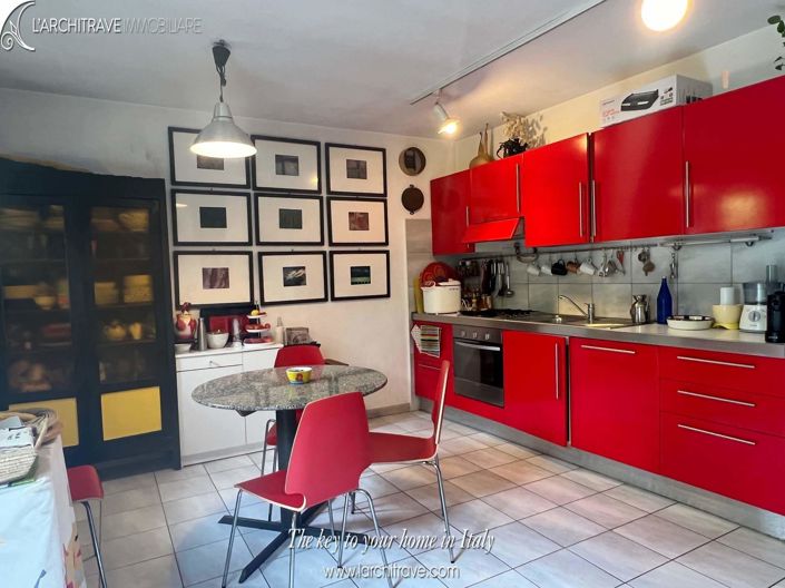 Image No.4-1 Bed House for sale