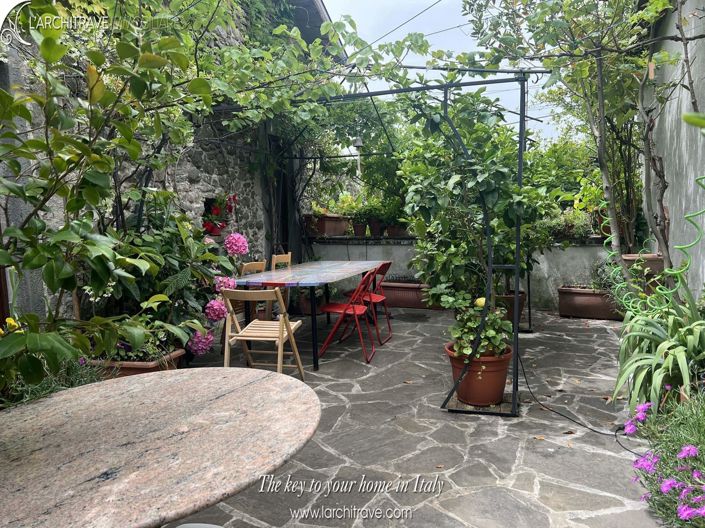 Image No.6-1 Bed House for sale