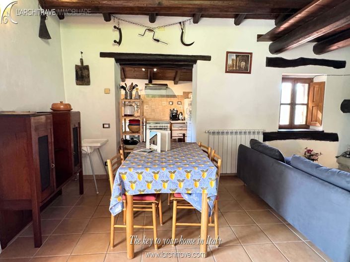 Image No.5-2 Bed House for sale