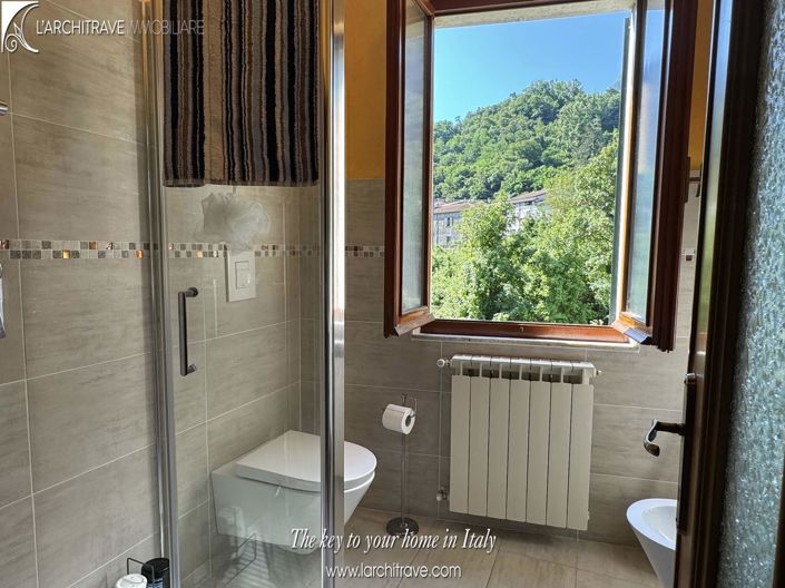 Image No.12-3 Bed House for sale