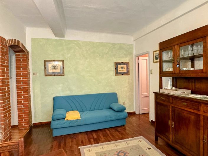 Image No.12-3 Bed House for sale