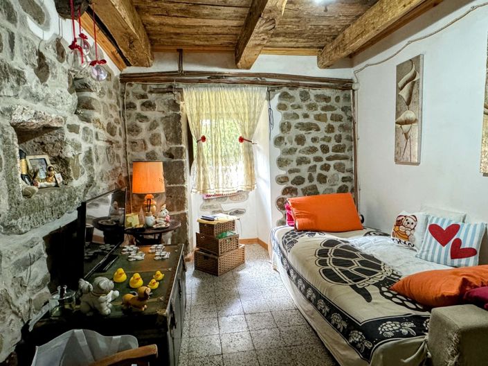 Image No.19-3 Bed House for sale