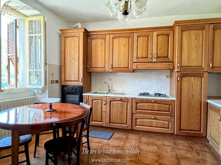 Image No.3-3 Bed House for sale