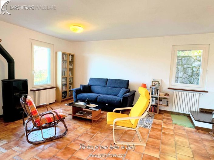 Image No.2-2 Bed Villa for sale