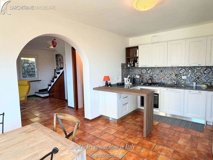 Image No.4-2 Bed Villa for sale