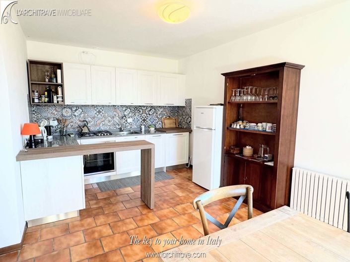 Image No.5-2 Bed Villa for sale