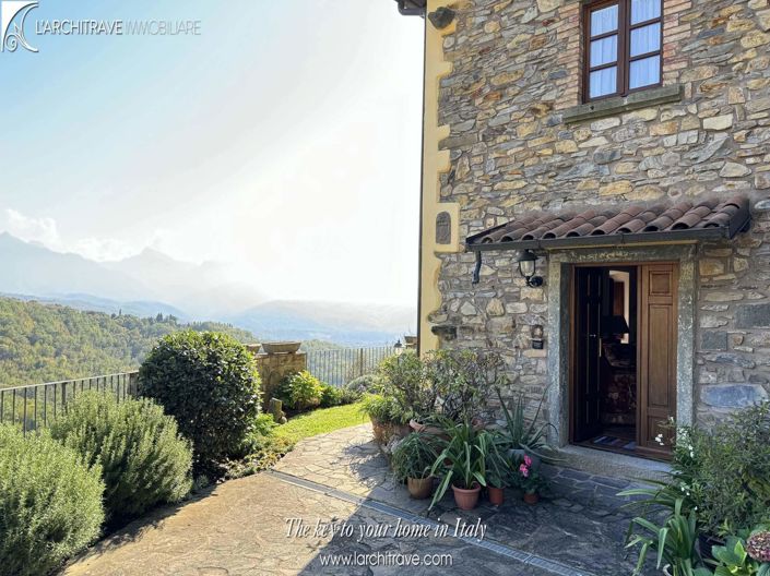 Image No.20-3 Bed Villa for sale