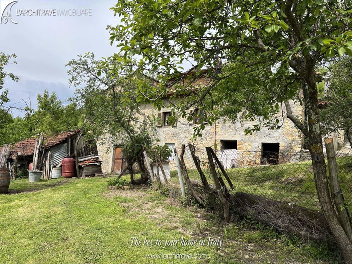 Image No.6-3 Bed House for sale