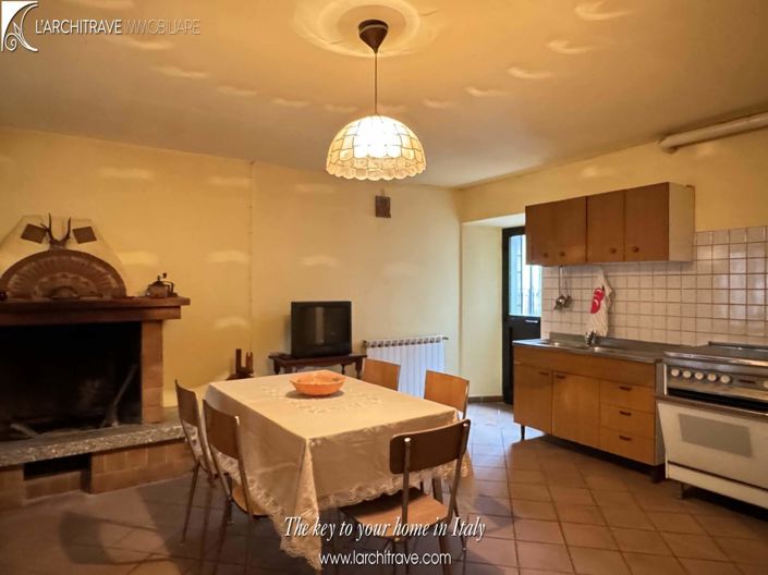 Image No.3-4 Bed House for sale