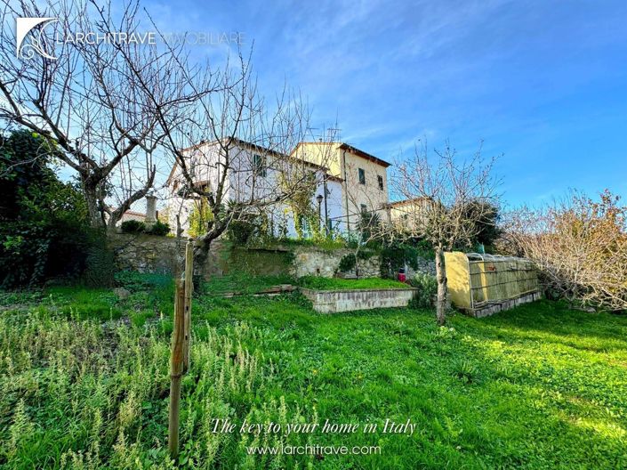 Image No.2-2 Bed House for sale