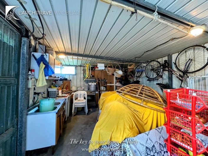 Image No.20-2 Bed House for sale