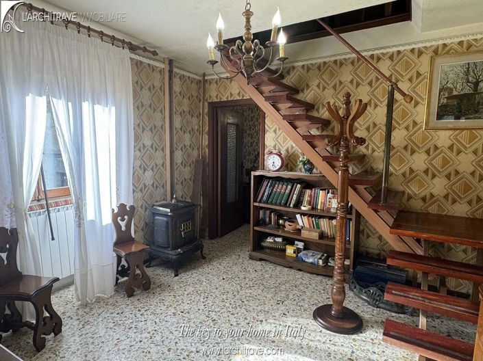 Image No.4-3 Bed House for sale