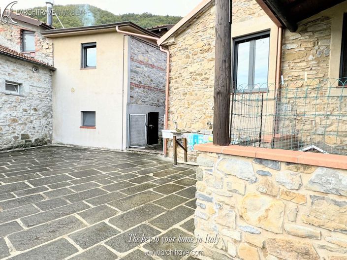 Image No.1-1 Bed House for sale