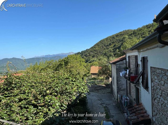 Image No.12-3 Bed House for sale