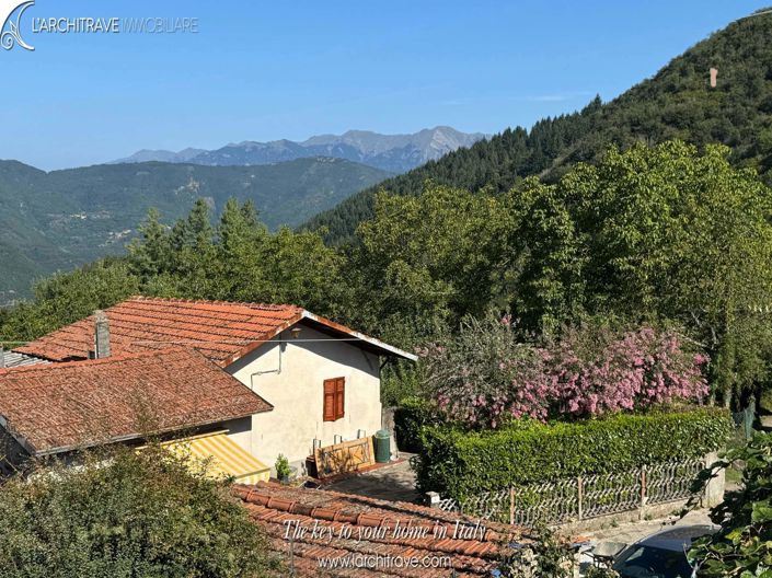 Image No.14-3 Bed House for sale