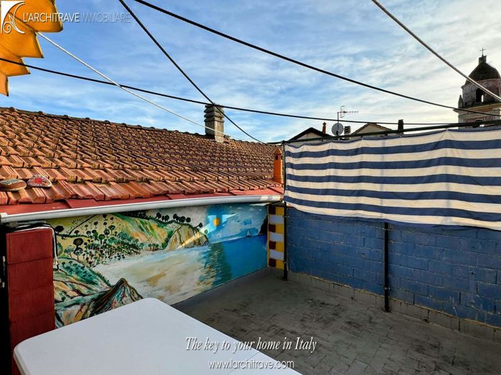 Image No.12-1 Bed House for sale