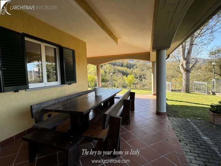 Image No.14-5 Bed Villa for sale