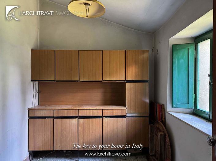 Image No.12-3 Bed House for sale