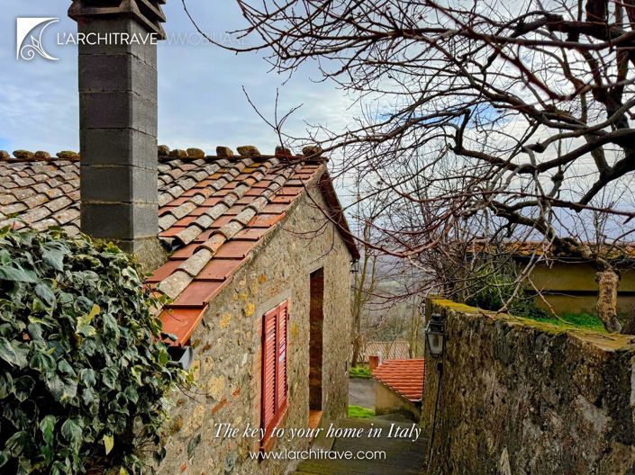 Image No.14-2 Bed House for sale