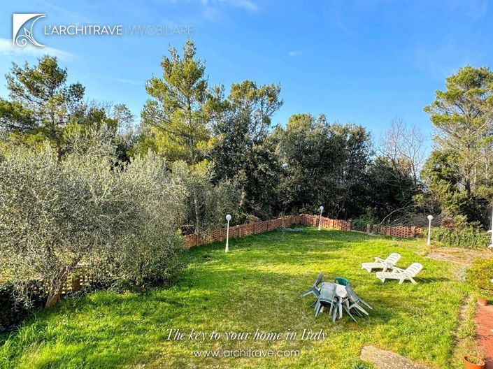 Image No.15-6 Bed Villa for sale