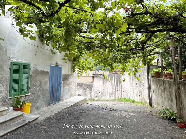 Image No.3-7 Bed House for sale