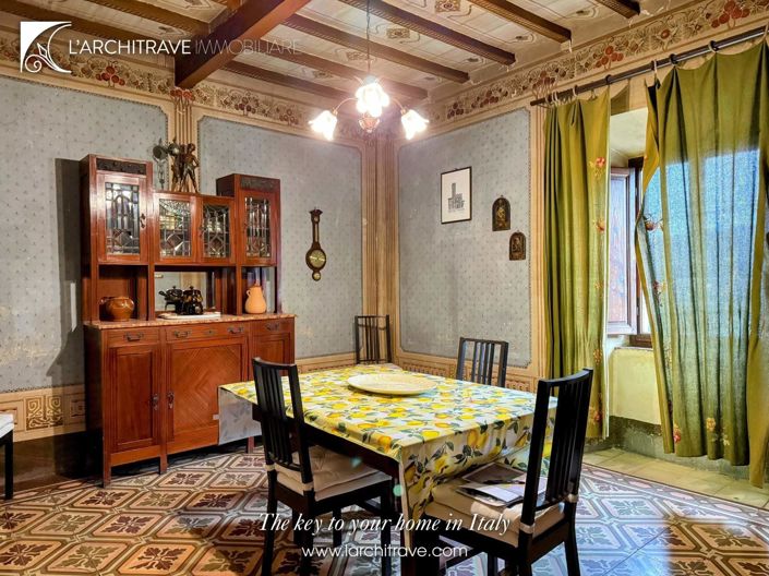 Image No.4-7 Bed House for sale