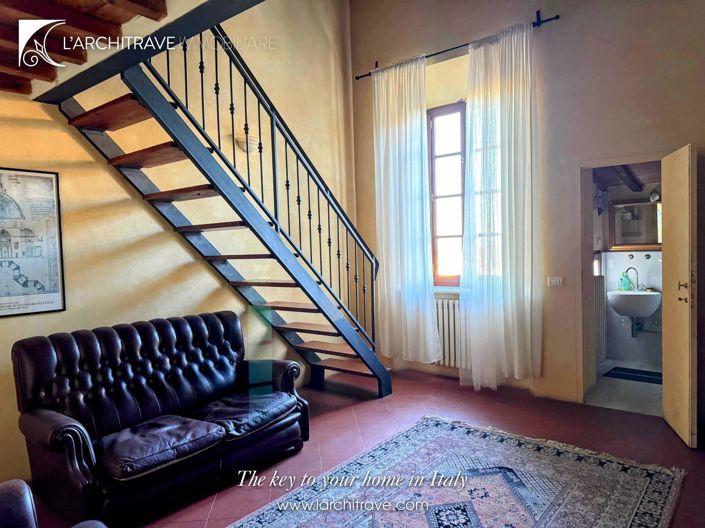 Image No.22-3 Bed House for sale