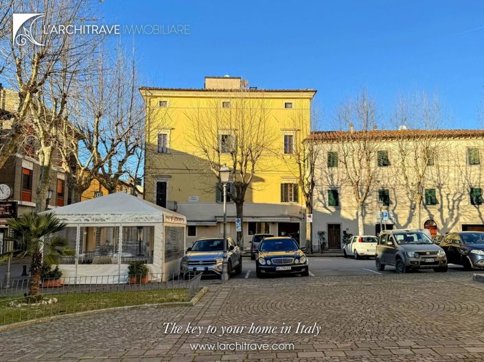 Image No.31-3 Bed House for sale