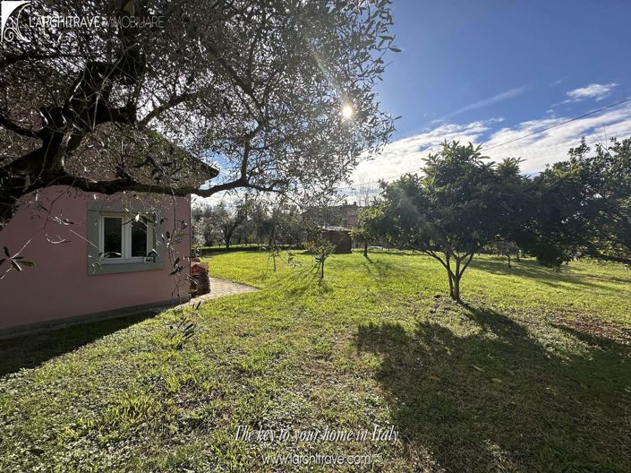 Image No.6-1 Bed Villa for sale