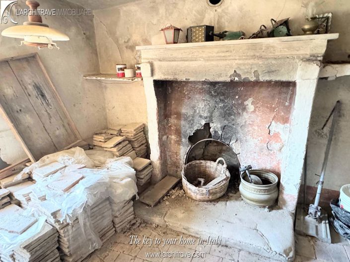 Image No.11-2 Bed House for sale