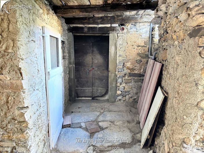 Image No.9-2 Bed House for sale