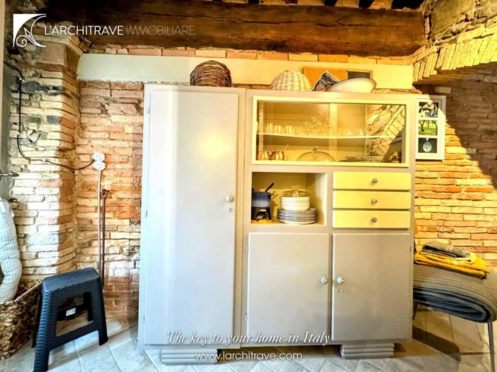 Image No.11-2 Bed House for sale