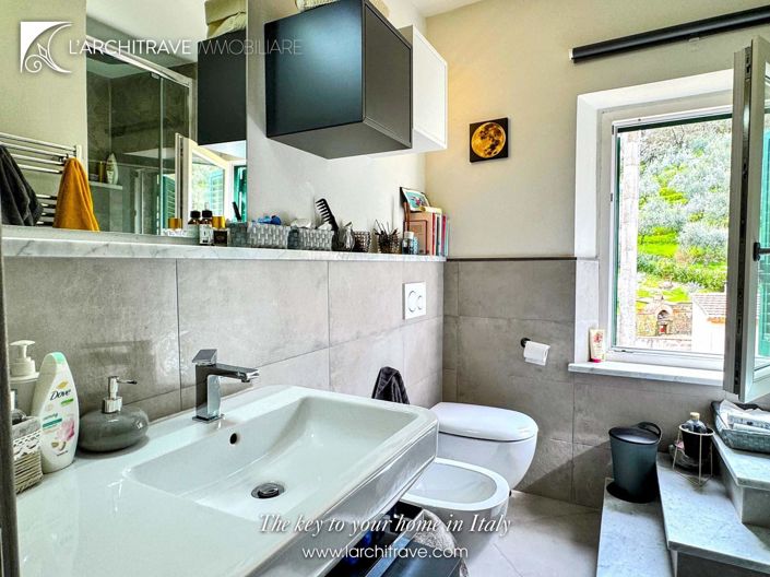 Image No.23-2 Bed House for sale