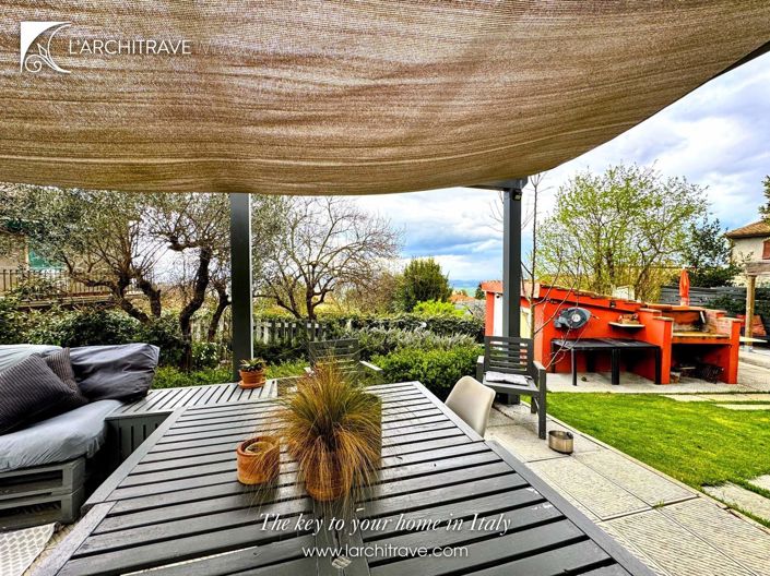 Image No.28-2 Bed House for sale