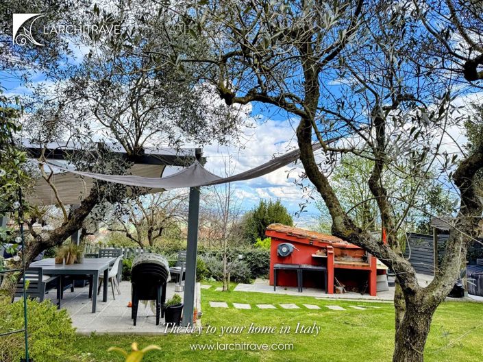 Image No.3-2 Bed House for sale