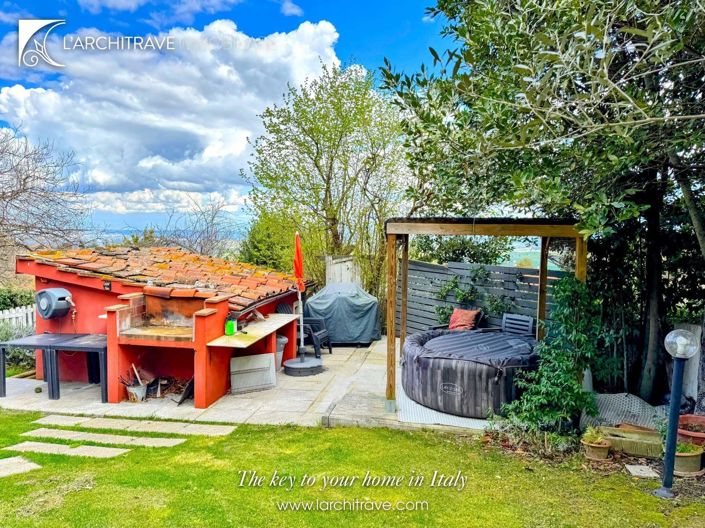 Image No.30-2 Bed House for sale