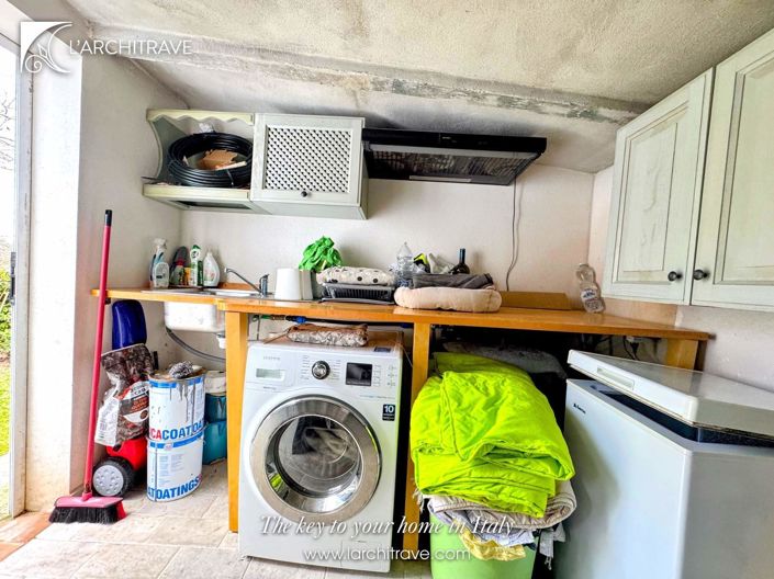 Image No.34-2 Bed House for sale